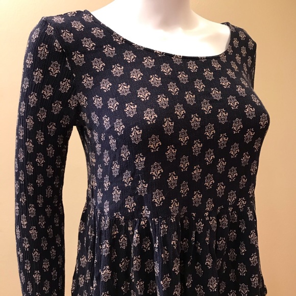 Forever 21 Boho Peasant Top Size Small Blue Tan Criss Cross Back Swing Tee - Picture 2 of 13